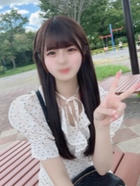 【無】色白美肌の女大生！