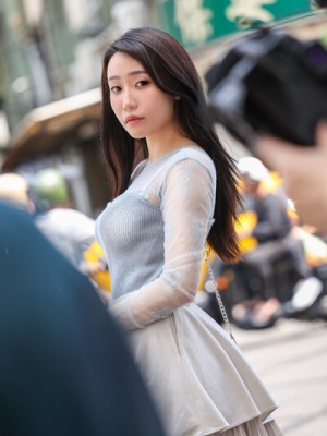 【影片】SWAG素人海选冠军!158cmF乳《艾悠 Aiyo Zao》肉食女子出道!