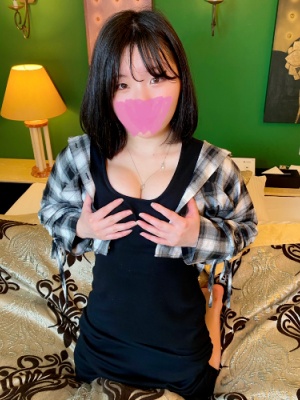 【无】从乡下出来的、爱笑的娃娃脸美香酱。