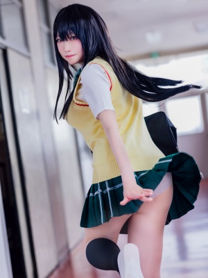 ちあ美女超用心还原《恋上换装娃娃》兔女郎海梦！长腿搭丰胸成最美画面！