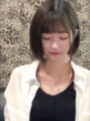 141cm 18歳 背伸びした格好-封面