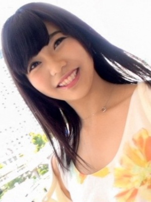 【影片】童颜女优《桜井みなみ》出道前FC2下马！